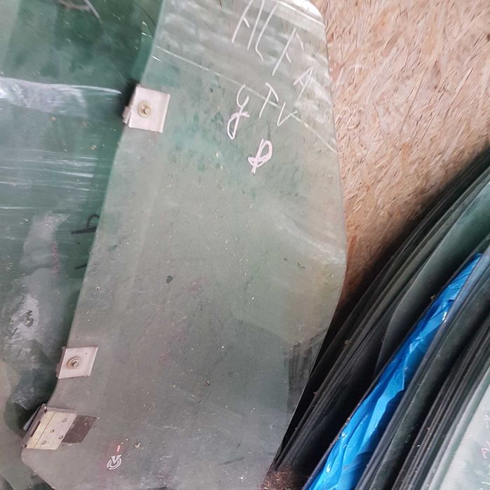szyba z drzwi alfa romeo GTV spaider 145 barchetta lancia kappa