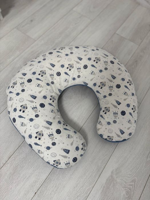 Продам подушку для годування