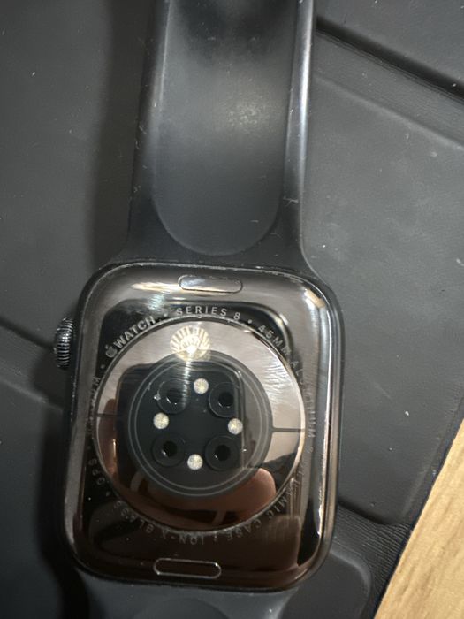 iPad Air 2 i Apple Watch series 8 45mm dodatki