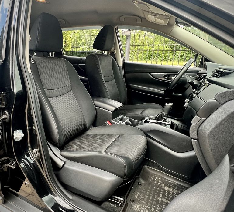 Продам Nissan Rogue.