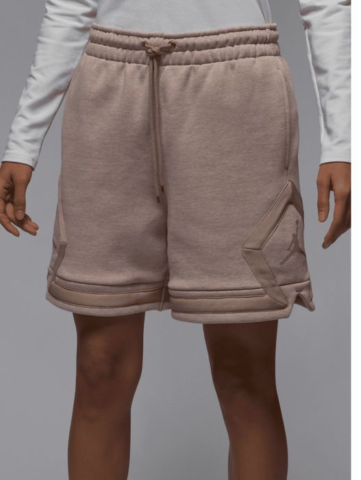 Продам шорты Jordan оригина