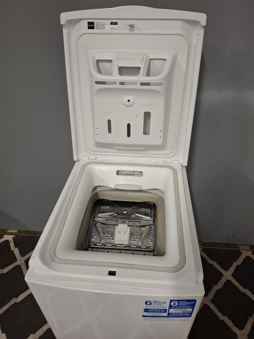 Indesit pralka od góry 5kg zadbana bardzo czysta