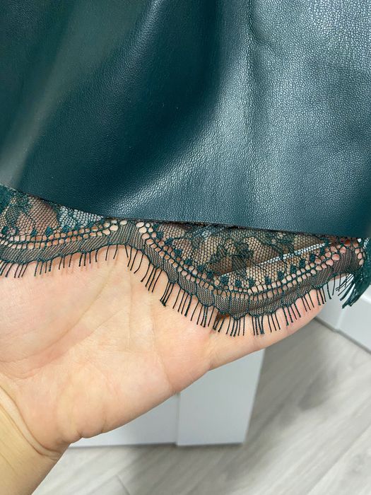 Спідниця Reserved з еко-шкіри XS