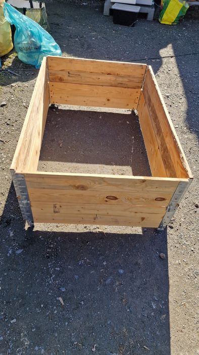 Skrzynia  ogrodowa na grządki