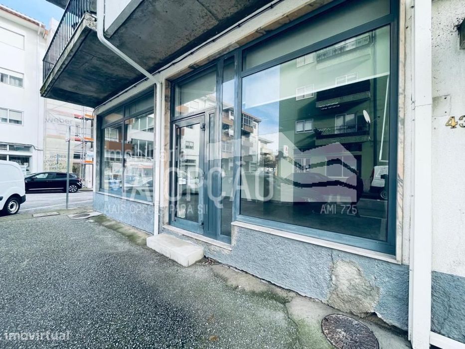 Loja para comprar, 123 m² — Codesseiro, Guarda