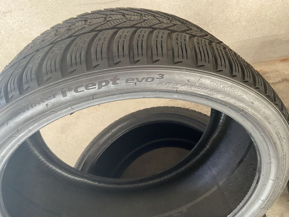 Pneus 285/30/20 SEMI NOVOS Hankook