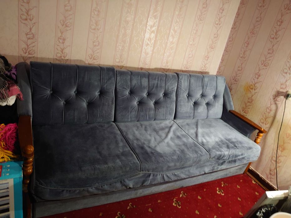 Диван розкладний в гарному стані