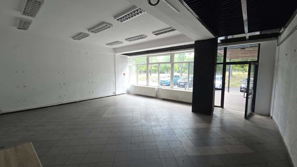 Lokal użytkowy, parter, witryna, parking, na dowolną działalność