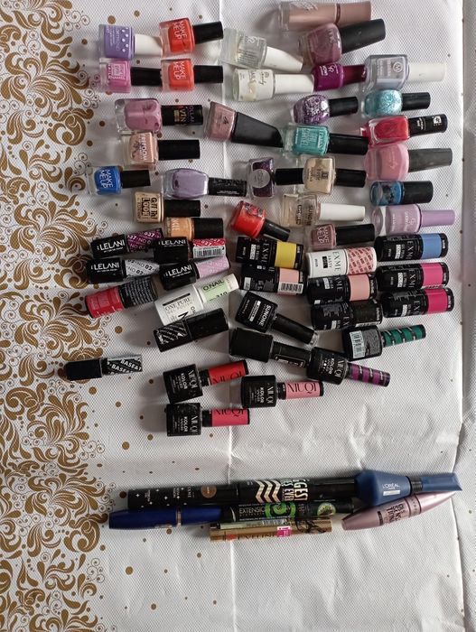 Lakiery Mix do paznokci 60