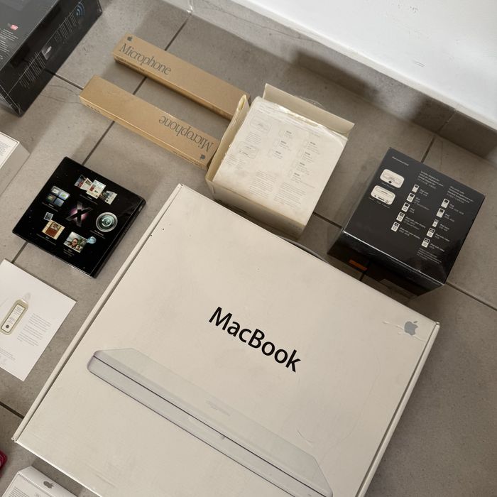 Kolekcja Przemdiotów Apple unikaty vintage iPhone 2g 4 3g iPad Mackboo