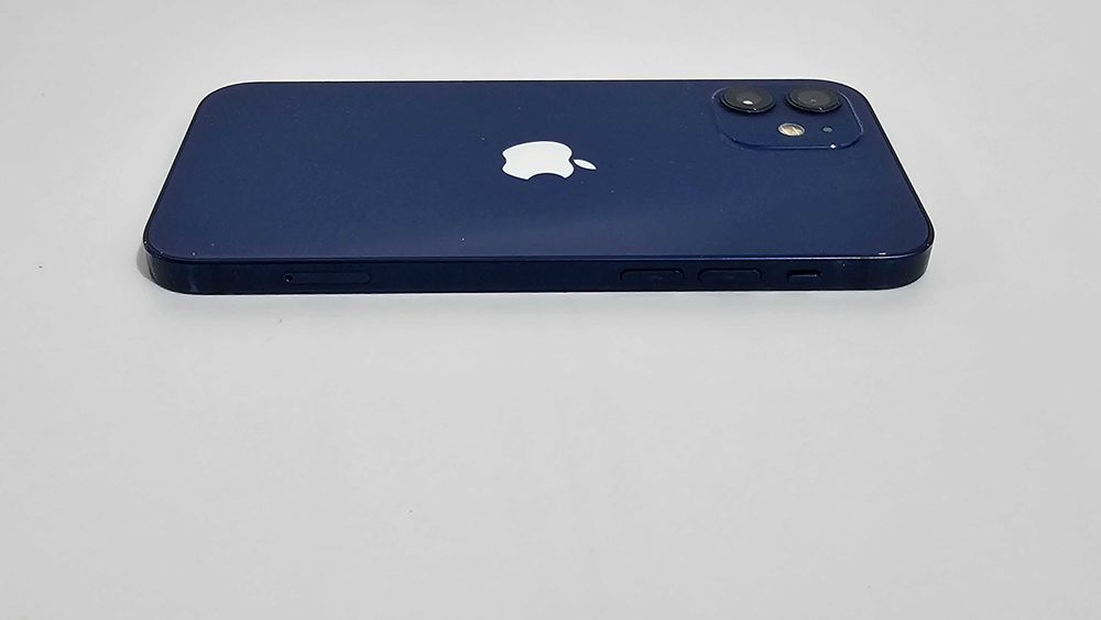 Iphone 12 64GB.  100% Bateria. Muito bom.