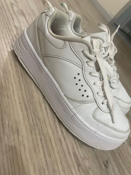 Кросівки Skechers 37р