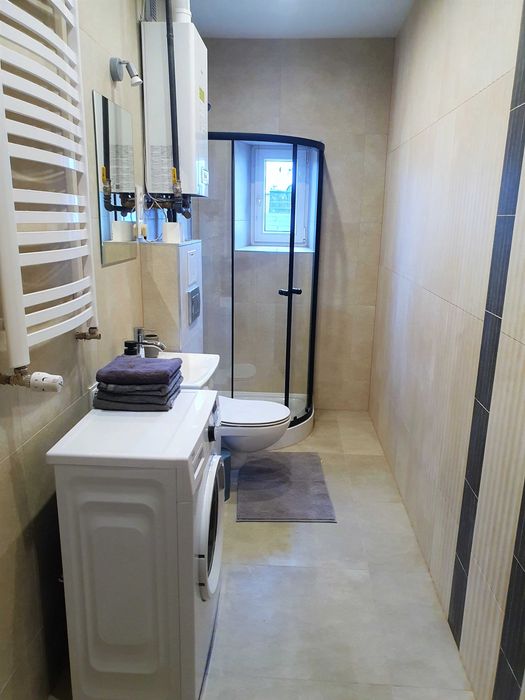 12 Centrum Zabrze - Apartament dla 7 osób 2 pokoje TV WIFI PARKING