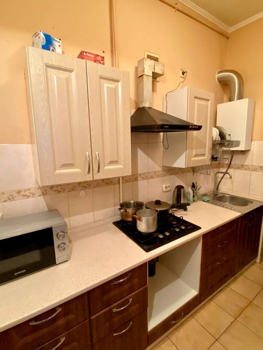 Продам квартиру в центрі