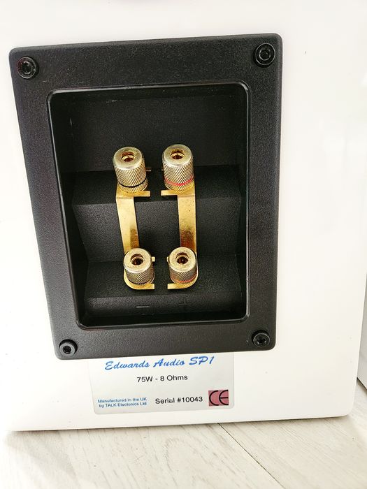 Kolumny Edwards Audio SP1 - bookshelf 75W