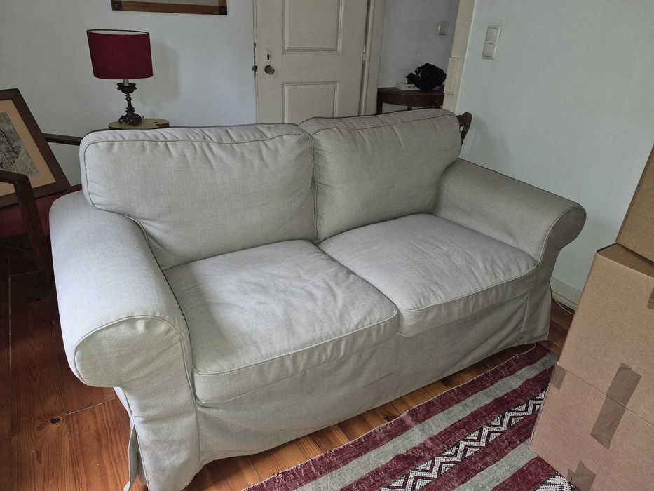 Sofá EKTORP 2 Lugares