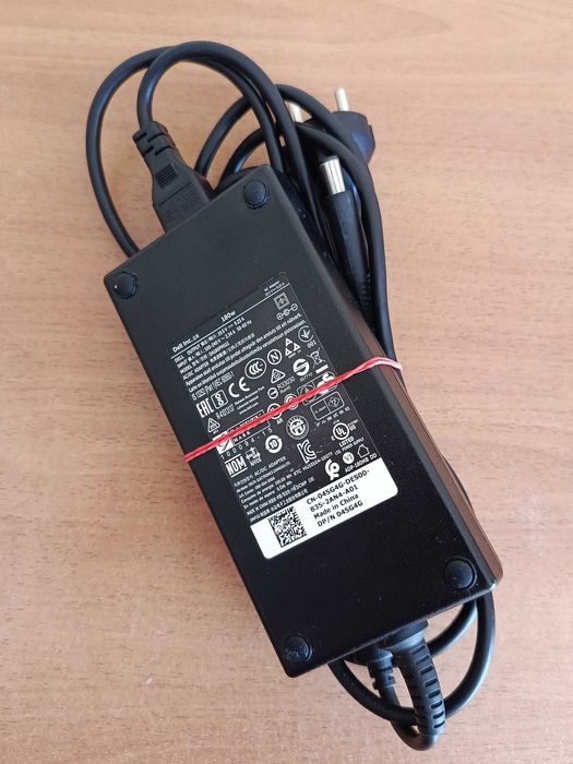 Dell Inspiron 7577(16GB+GTX 1060 6GB+i5-7300HQ+SSD+HDD)