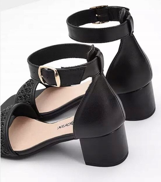 B.P.C sandały czarne na klocku 40.