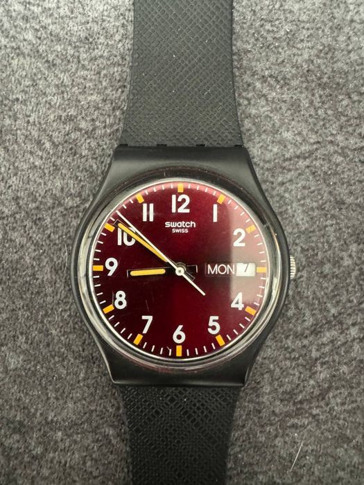 Продам ЧАСЫ SWATCH в идеальном состоянии