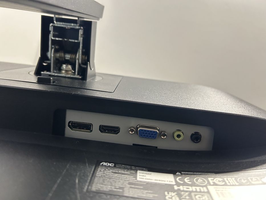 Monitor AOC 24” Regulavel em altura
