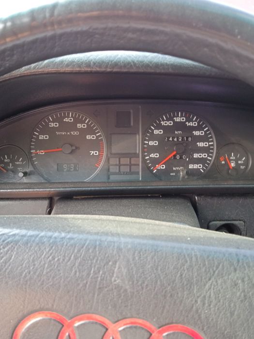 Авто Audi 100 2,0 бензин