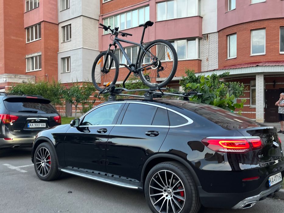 Поперечини на ваш Mercedes багажник Thule