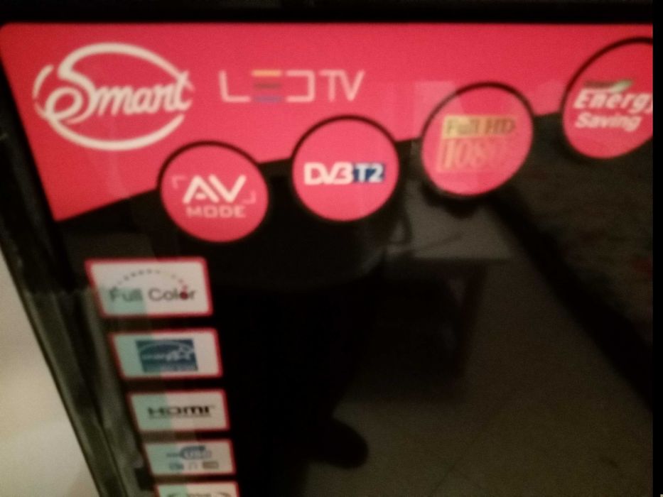 TV LED 42' FHD SMART com 2 anos