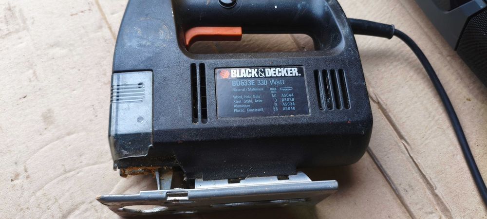 Електролобзик BlackDecker Bocsh