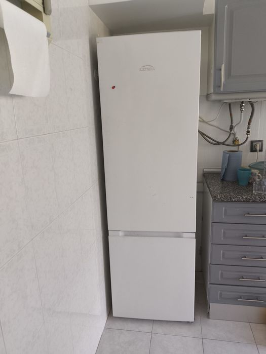 Frigorífico electrónia