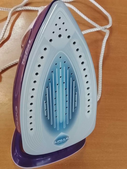 Nowe - żelazko Tefal - 2400W - sprawne / Polecam