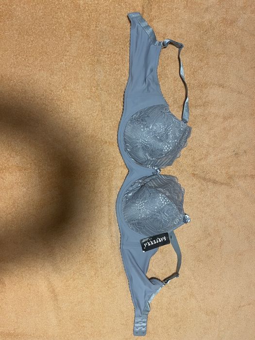 Бюстгальтер новий!