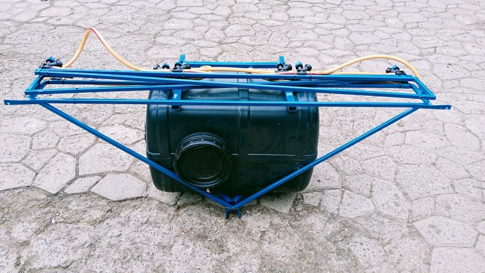 Оприскувачі до трактора