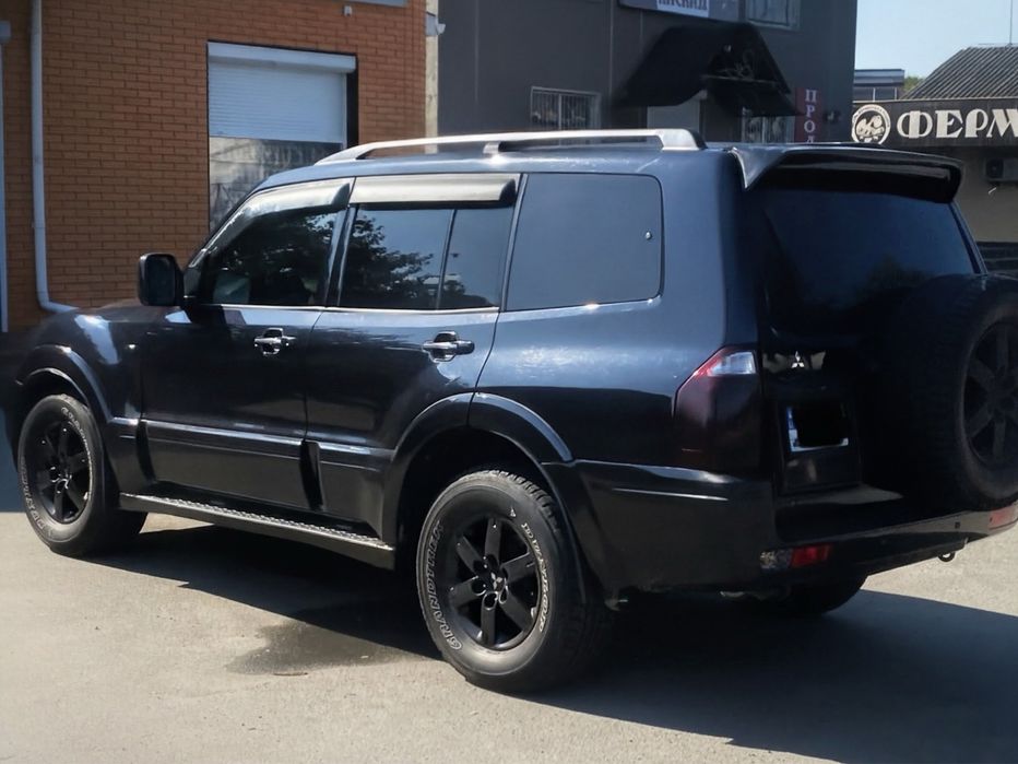 Mitsubishi Pajero Wagon