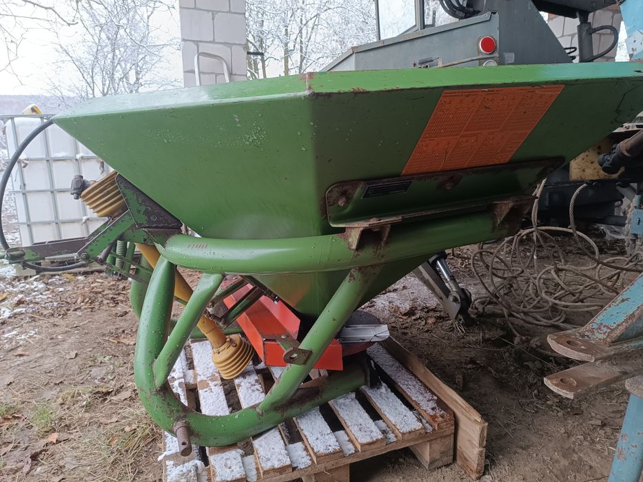 Rozsiewacz nawozu Amazone zaf 603