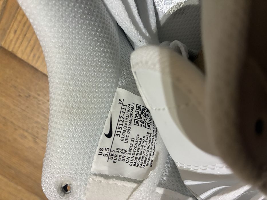 Buty Nike rozmiar 38 airforce 1’07