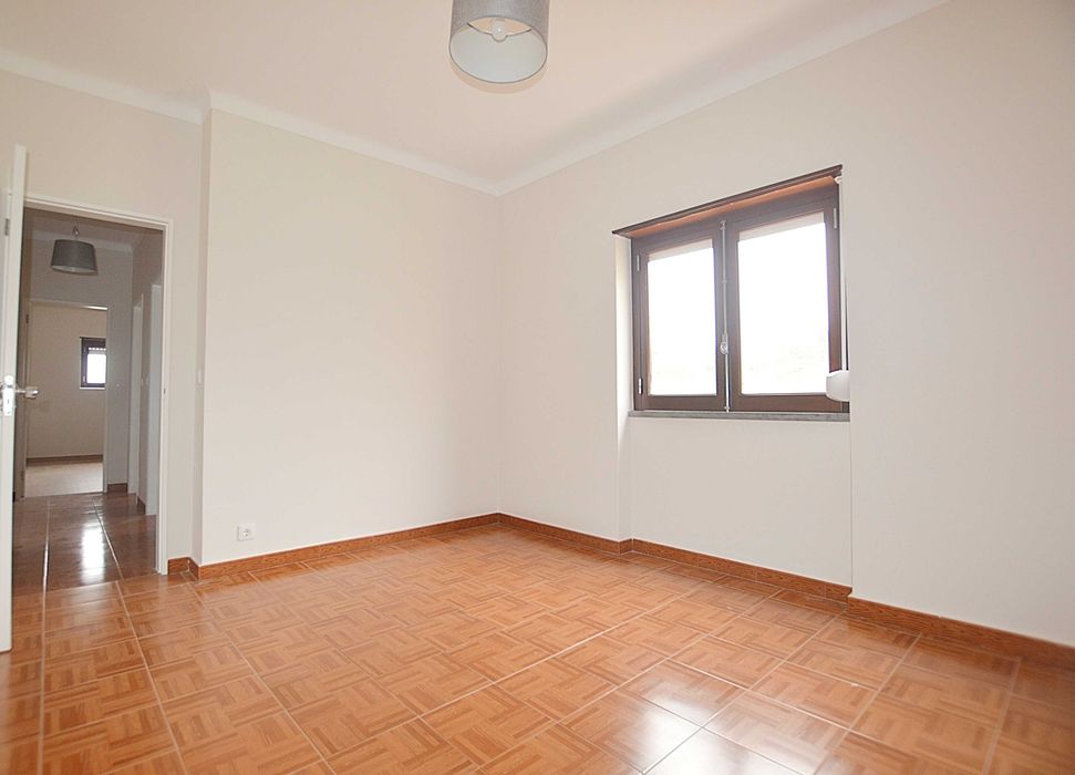 Moradia Térrea T3 Inserida em lote 550m2 - Zona Ericeira