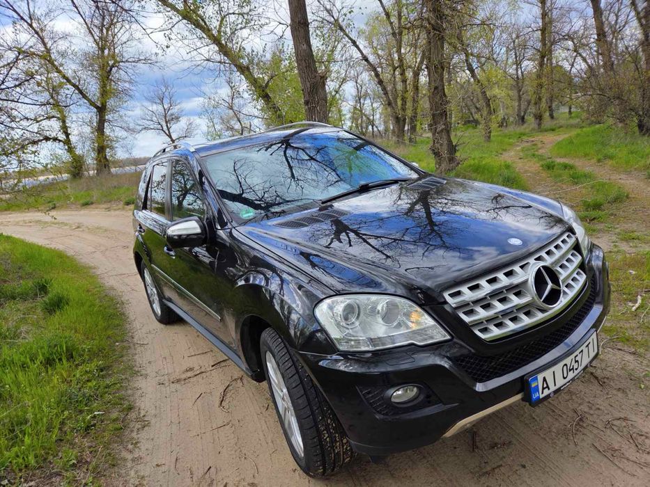 Мерседес M-Class 2009
