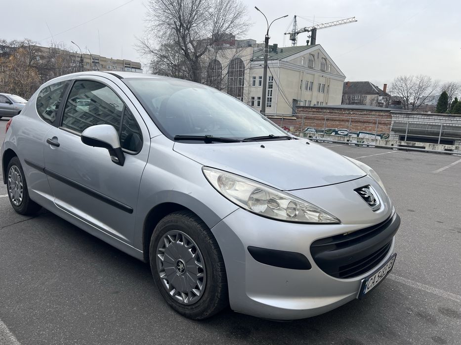 Продам Peugeot 207