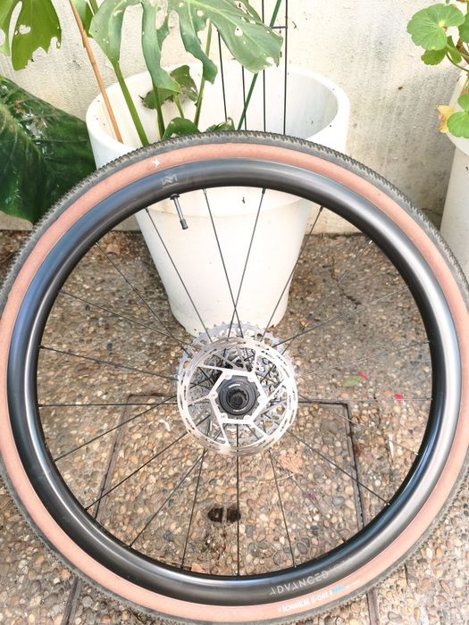 Rodas carbono Newman Advanced G.34 28" CL 12x142 FADE R SRAM XDR
