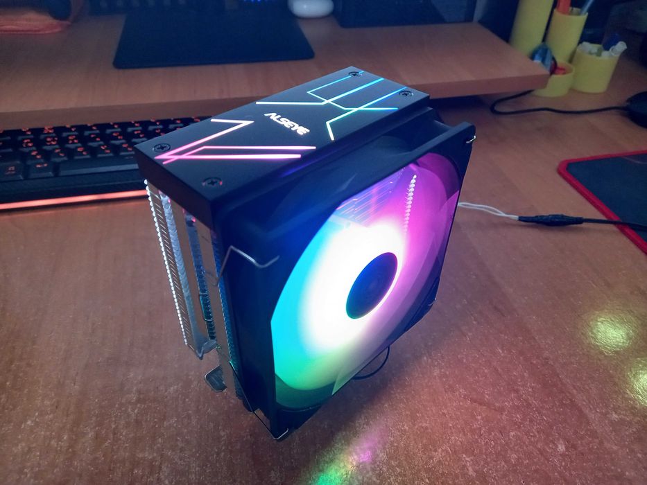 RGB top-flow кулер для Intel та AMD (тарілка, горизонтальний)