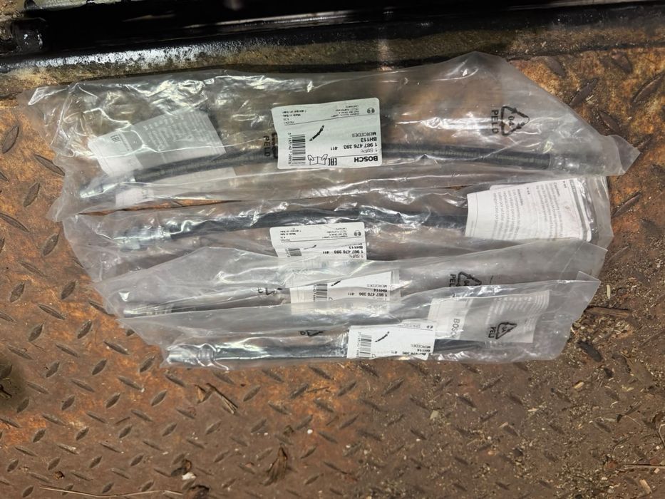 Vendo peças mercedes 190