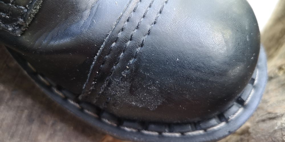 glany buty STEEL czarne skórzane 40 dziurkowe - rozmiar 41