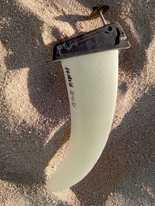 Prancha de windsurf Tiga wave 81 L