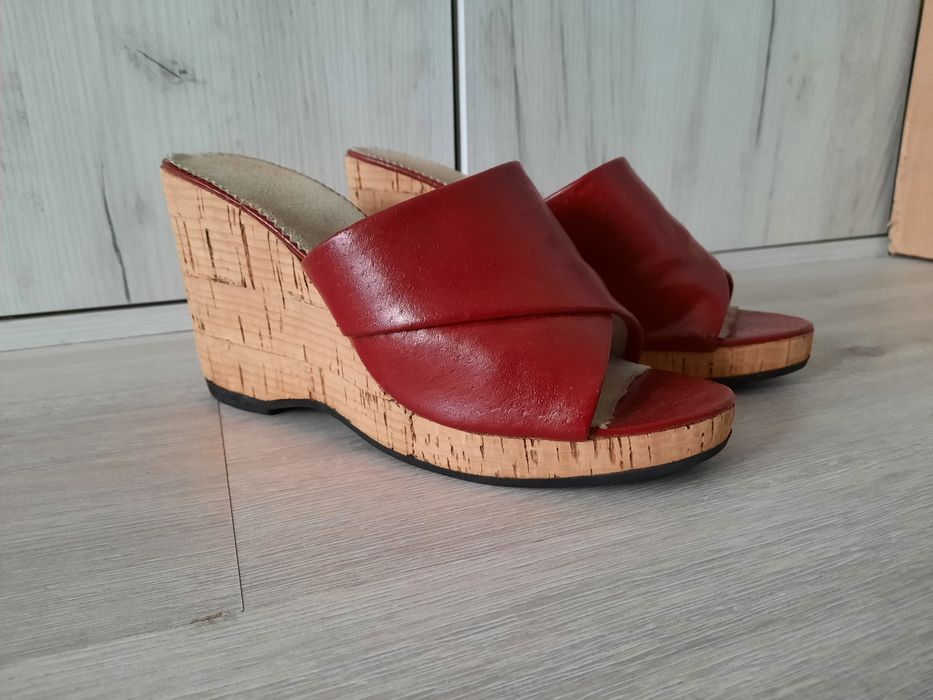 Buty damskie na korku