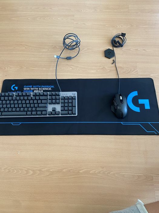 Teclado Rato e Mousepad Logitech