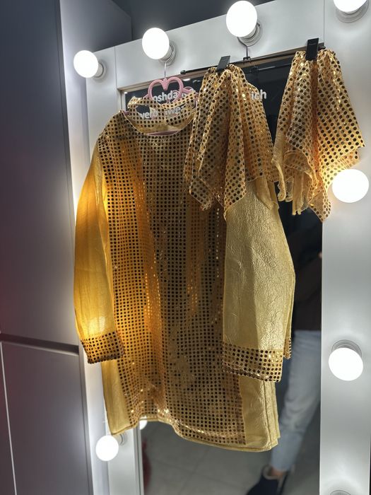 Карнавальний  костюм