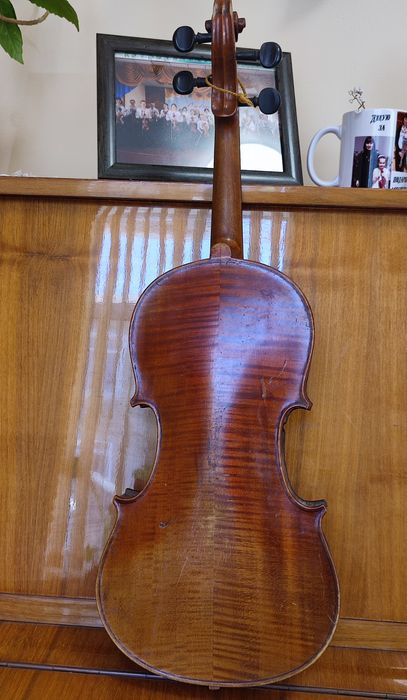 Скрипка під реставрацію, старовинна