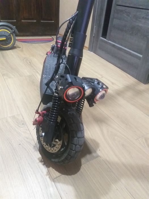 Електросамокат з гідравлікою Kygo kirin m4 pro Plus 50km.
