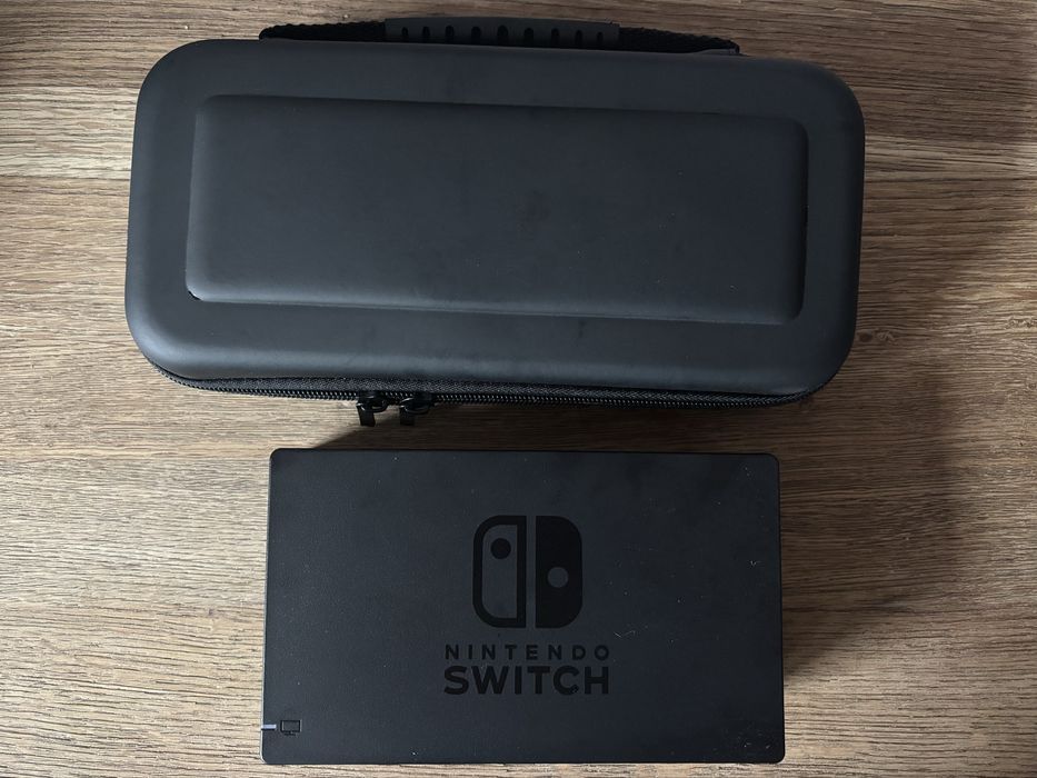 Nintendo Switch jak nowa + Mario Kart
