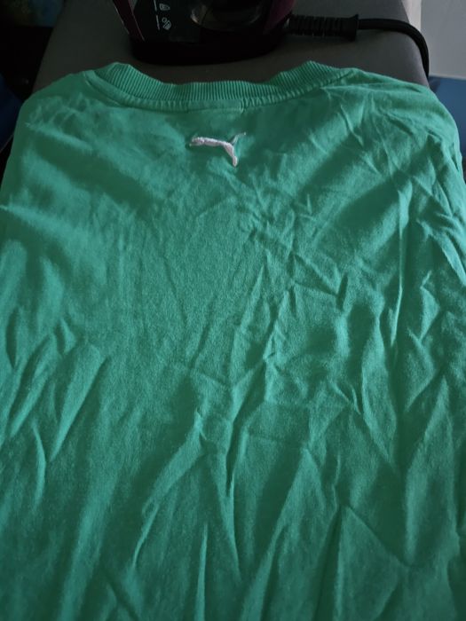 T-shirt usada em bom estado
